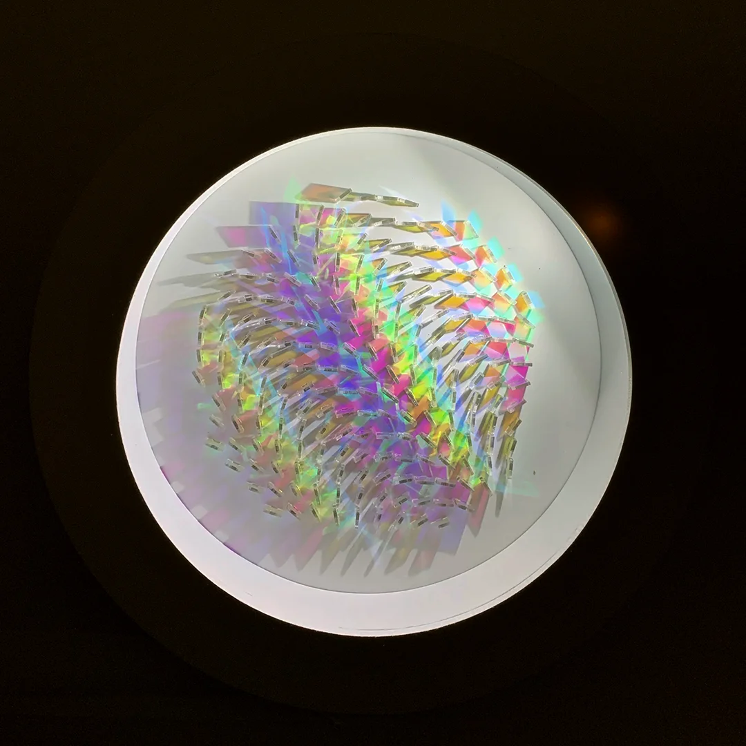 DichroicIncidencePinkYellow.png
