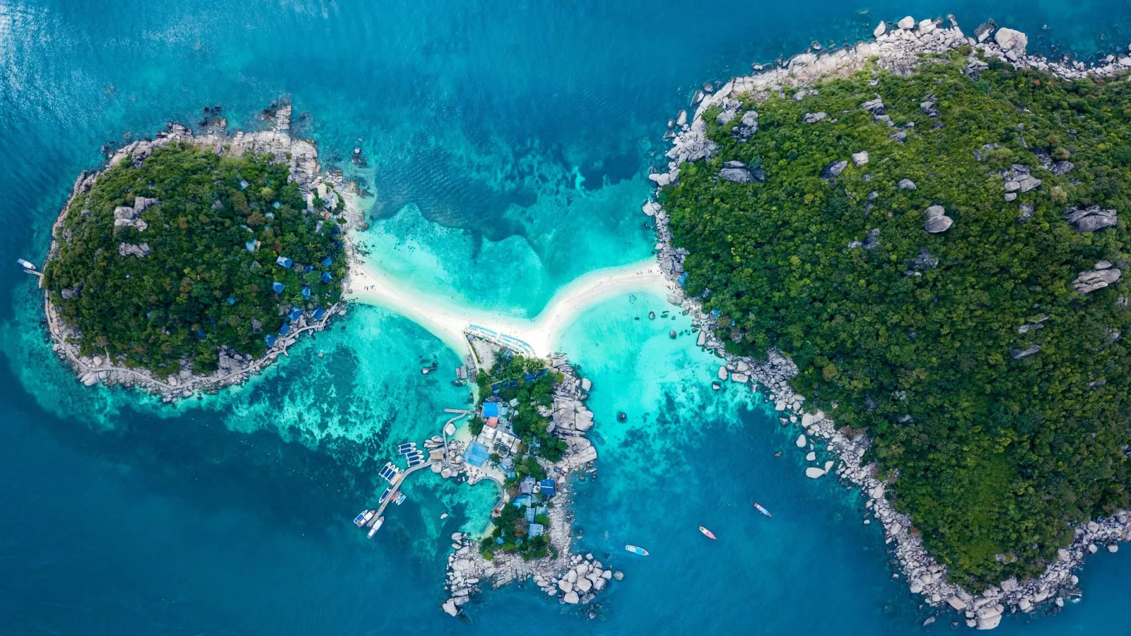 Aidan_Lincoln_Fowler_Drone_Aerial_Photography_Koh_Tao_Koh_Nang_Yuan