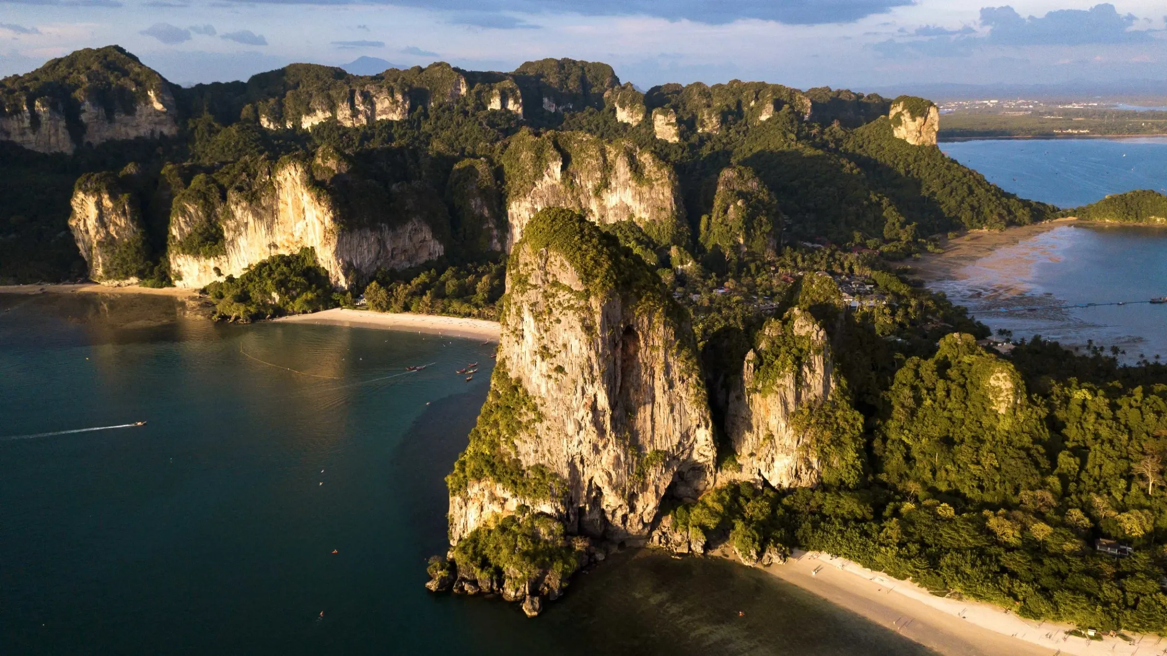 Aidan_Lincoln_Fowler_Drone_Aerial_Photography_Thailand_Railay_Beach_4